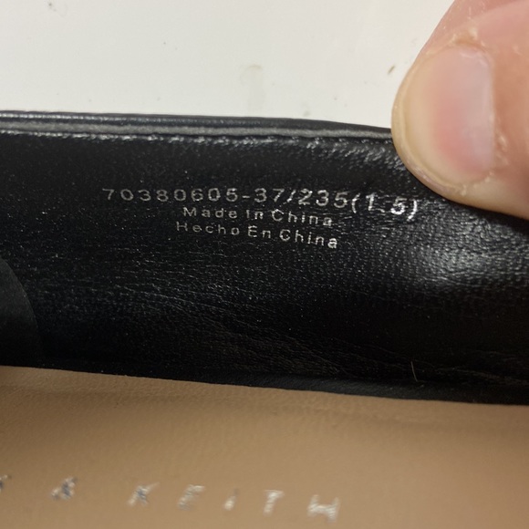 Charles & Keith Pointed Toe Black Flats Size 37 - Picture 10 of 13